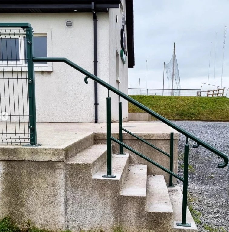 Railings & handrails